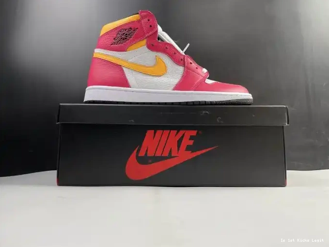 555088-603 Air OGLight 1 Jordan Red Fusion High 0605